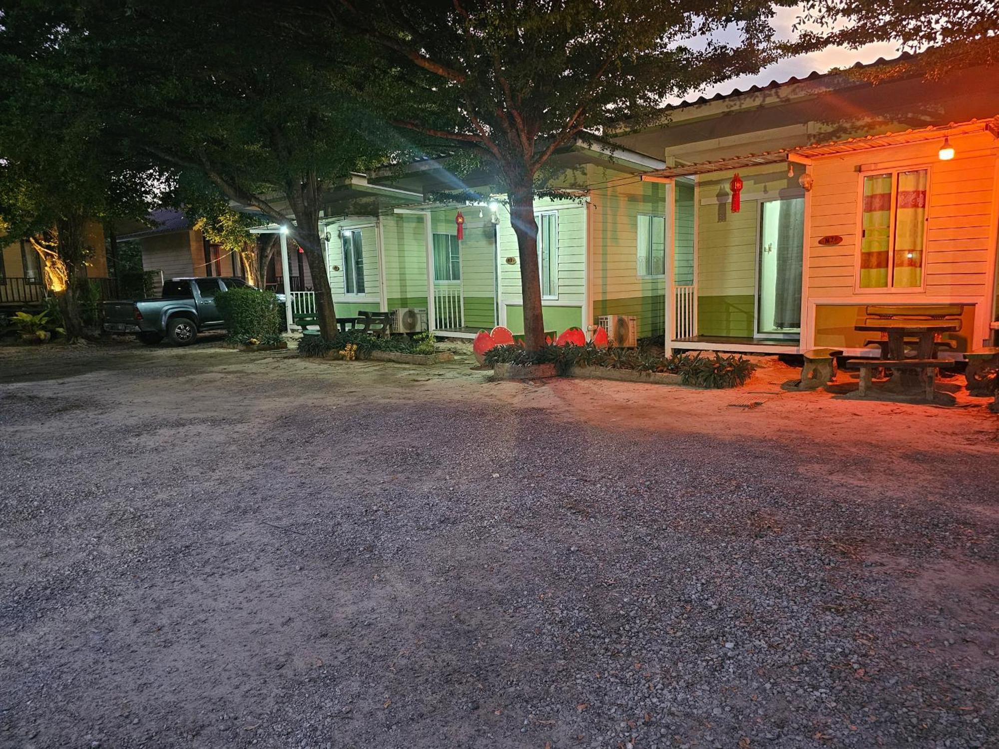Bansuan Inthanon Resort Chom Thong Εξωτερικό φωτογραφία