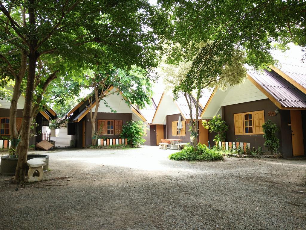 Bansuan Inthanon Resort Chom Thong Εξωτερικό φωτογραφία